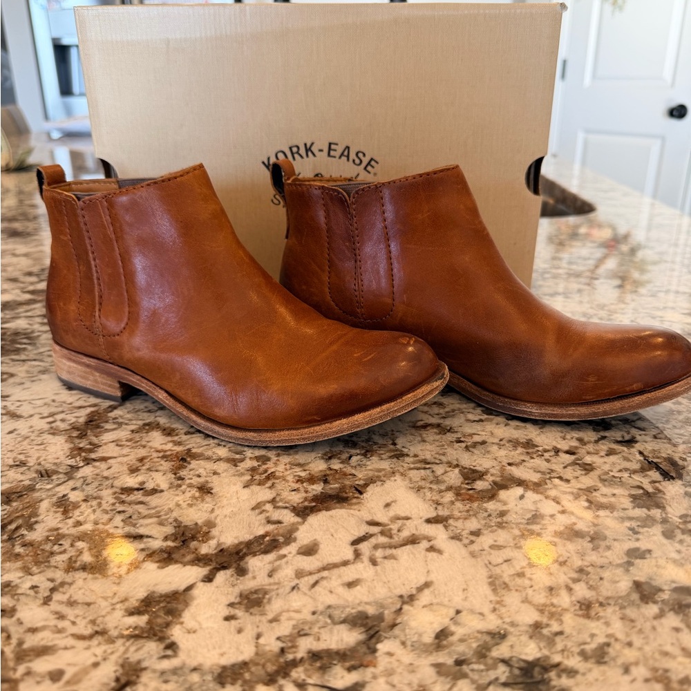Kork-Ease Velma Rust (Rum) Leather Ankle Booties